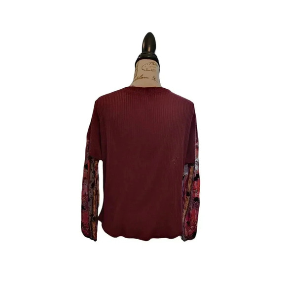 Gypsies & Moondust Long Sleeve Maroon Burgundy Floral Top Sweater Size S - Picture 3 of 8